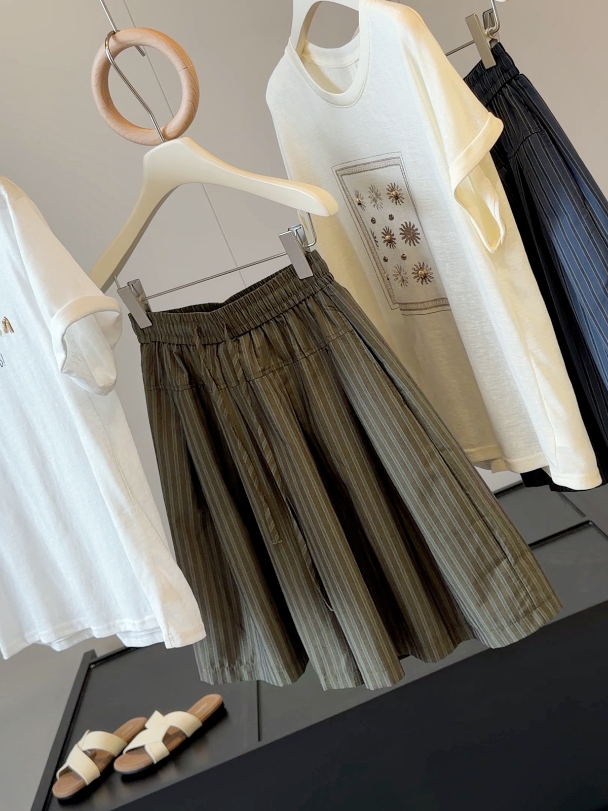 Retro Women's Drawstring Striped Casual Pants Slimming Flattering Loose Fit Wide Leg Shorts Five Point Skirt Style Summer_ecoleips.com