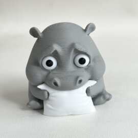 亚马逊新款 Sad baby hippo 咬枕头的河马家居装饰委屈的河马摆件