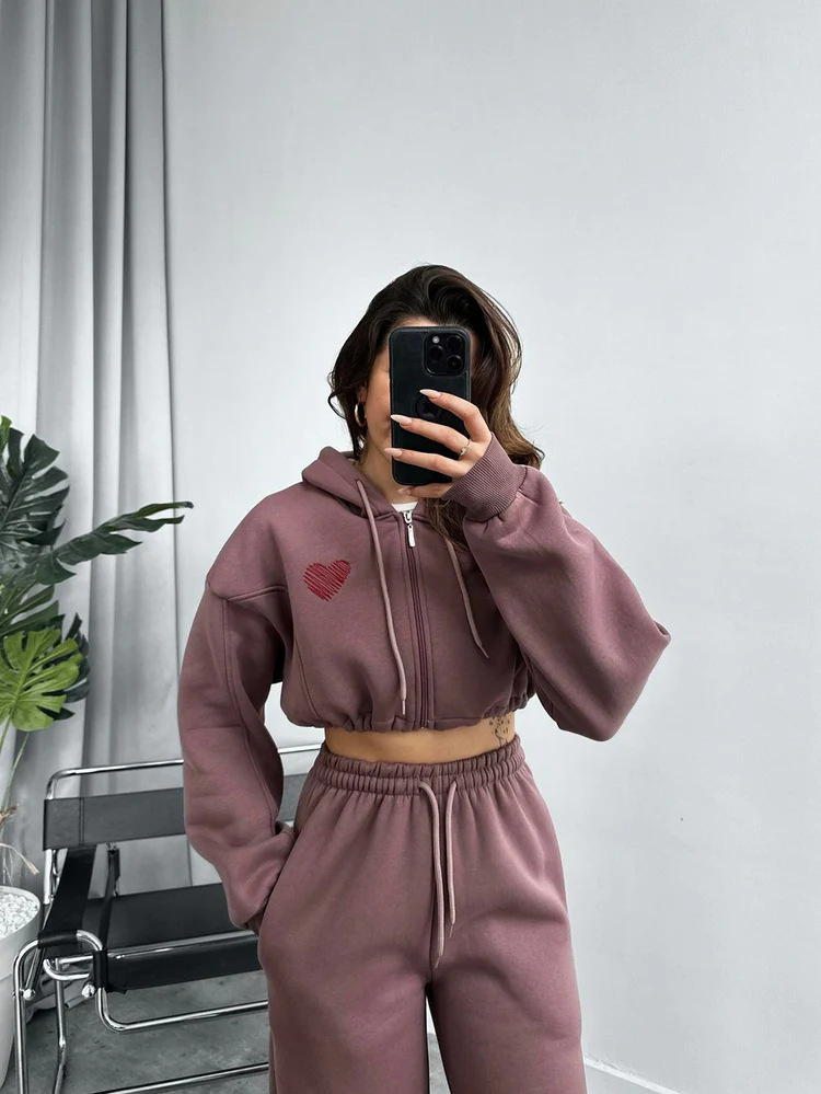 New Cross-Border European American Style Casual For Women With Heart Print Hoodie, Drawstring Shorts, Sweatshirt, And_ecoleips.com