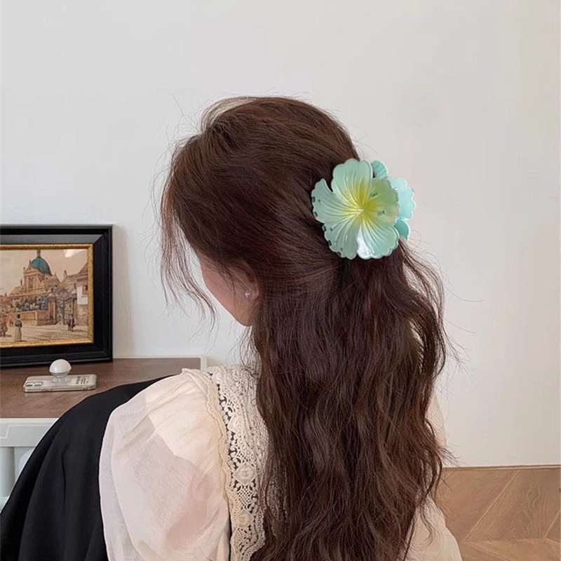 Haibin Holiday Flower Horquilla Island Holiday Estilo de vacaciones Color hibisco Pinza de agarre de flor de hibisco en la parte posterior de la cabeza Pinza de tiburón horquilla