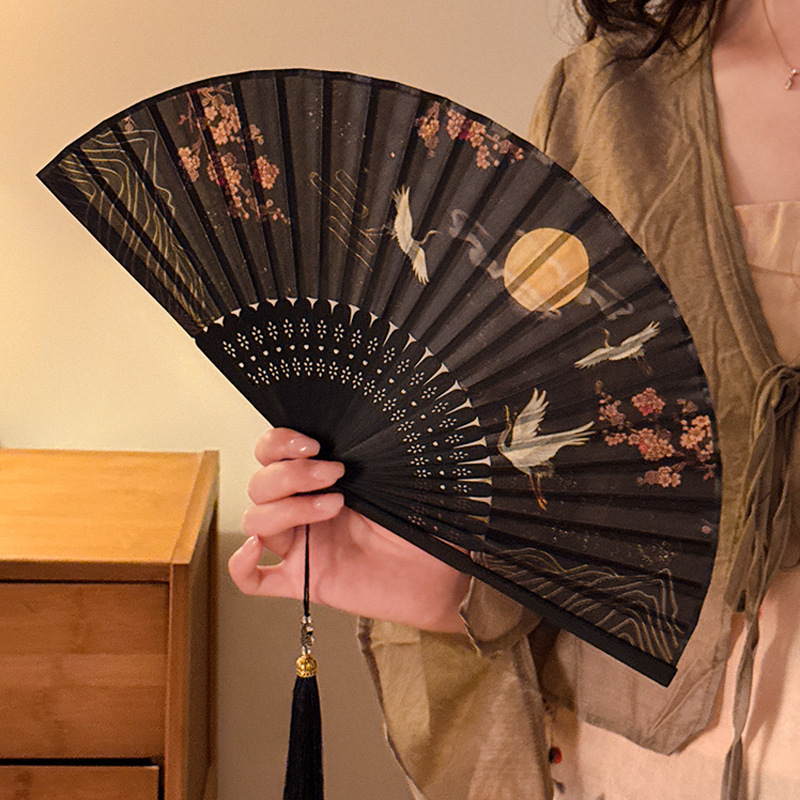 夏の時代の時代の携帯国風の新しい中国式のチャイナドレスのダンスの扇子の流蘇は竹の扇子の学生の古風の扇子を畳みます。|undefined