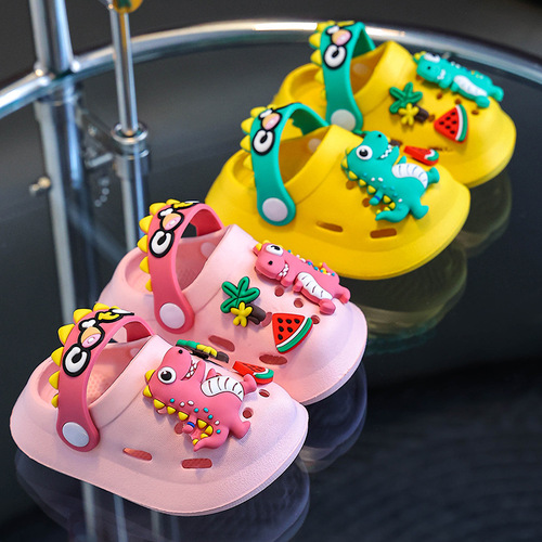 Children's summer sandals, baby indoor soft sole cartoon anti-slip slippers for girls and boys, hole sandals with head cover