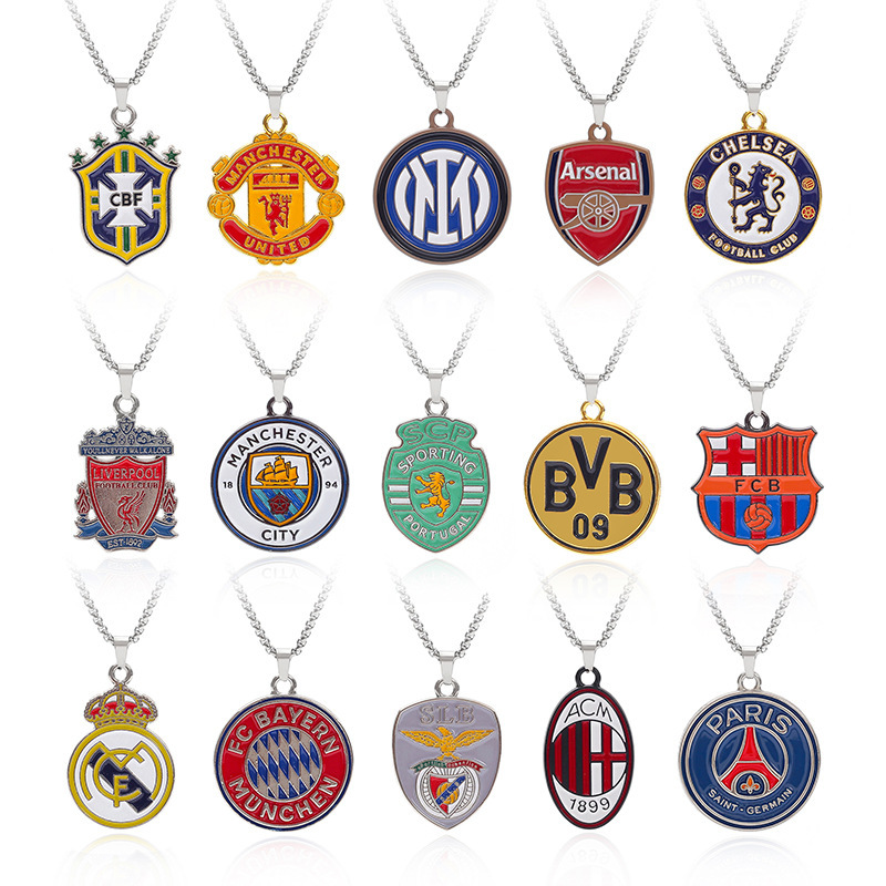 Paint double-sided pendant zinc alloy Real Madrid Barcelona Chelsea Juve stainless steel snake bone chain necklace Paint double-sided pendant zinc alloy Real Madrid Barcelona Chelsea Juve stainless steel snake bone chain necklace