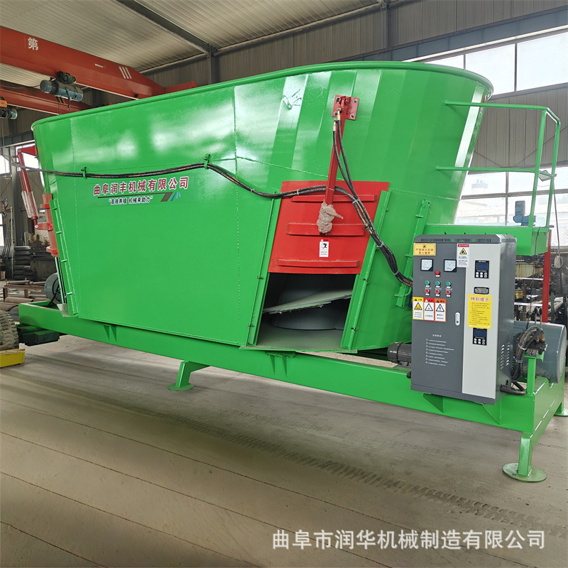 润华立式TMR搅拌机牛羊养殖草料加工预混机四角称重电动拌草机