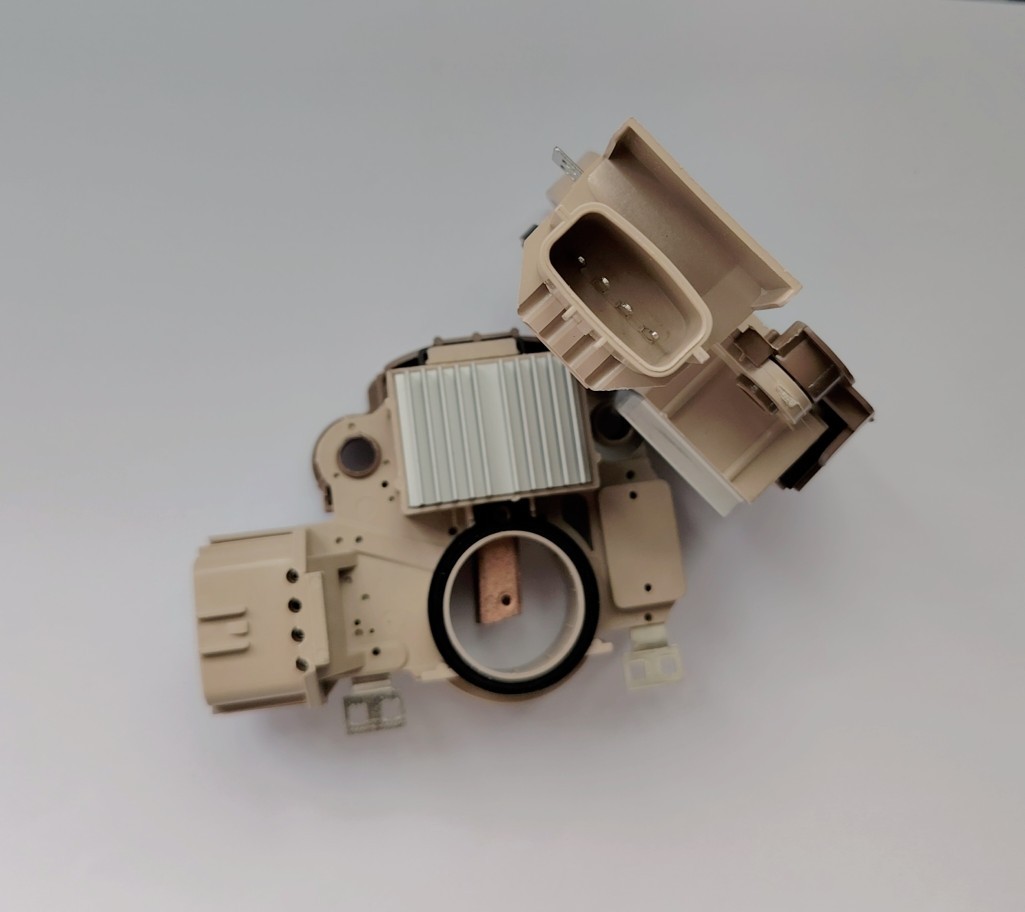 Automotive Digital Voltage Regulator Im341 12V