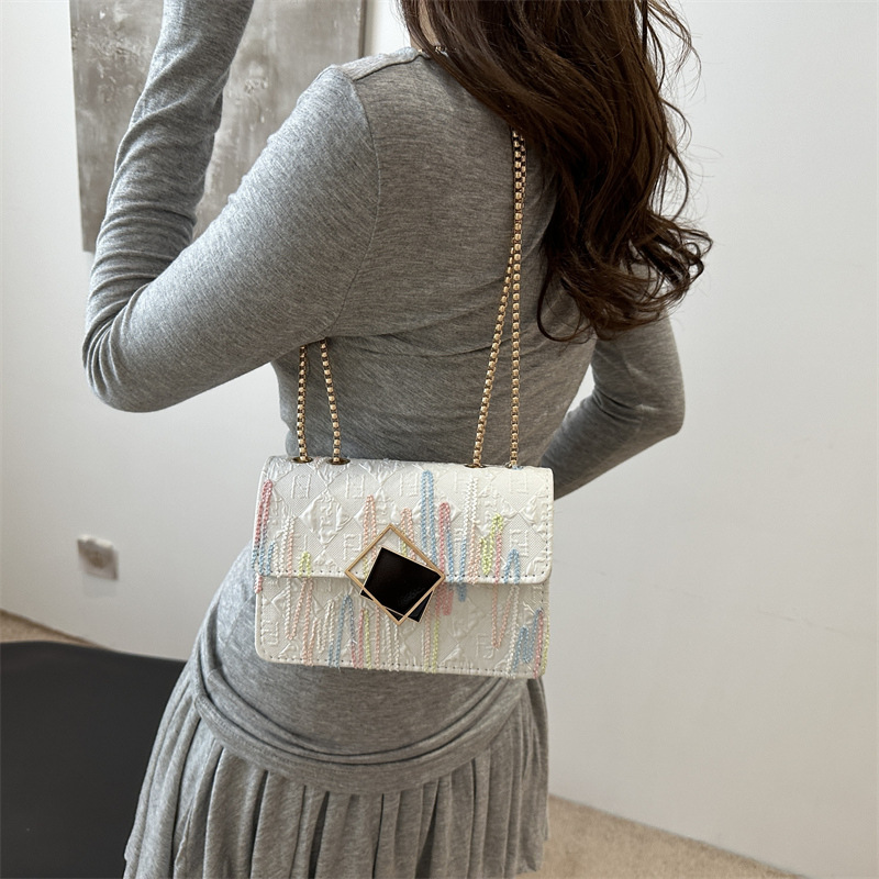 Bolso popular de este año para mujeres 2024 nuevo ins a rayas de color bolso de celos de cadena bolso casual
