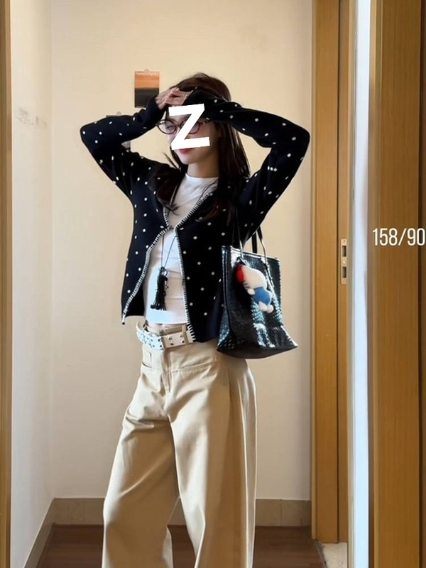 韩系波点软糯开衫毛衣外套女春秋小个子外搭显瘦黑色短款针织上衣|undefined