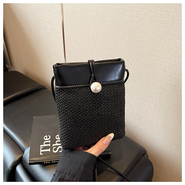 Retro patchwork woven mobile phone bag for women 2025 new summer fashion commuting single-shoulder crossbody pearl bucket bag undefined
