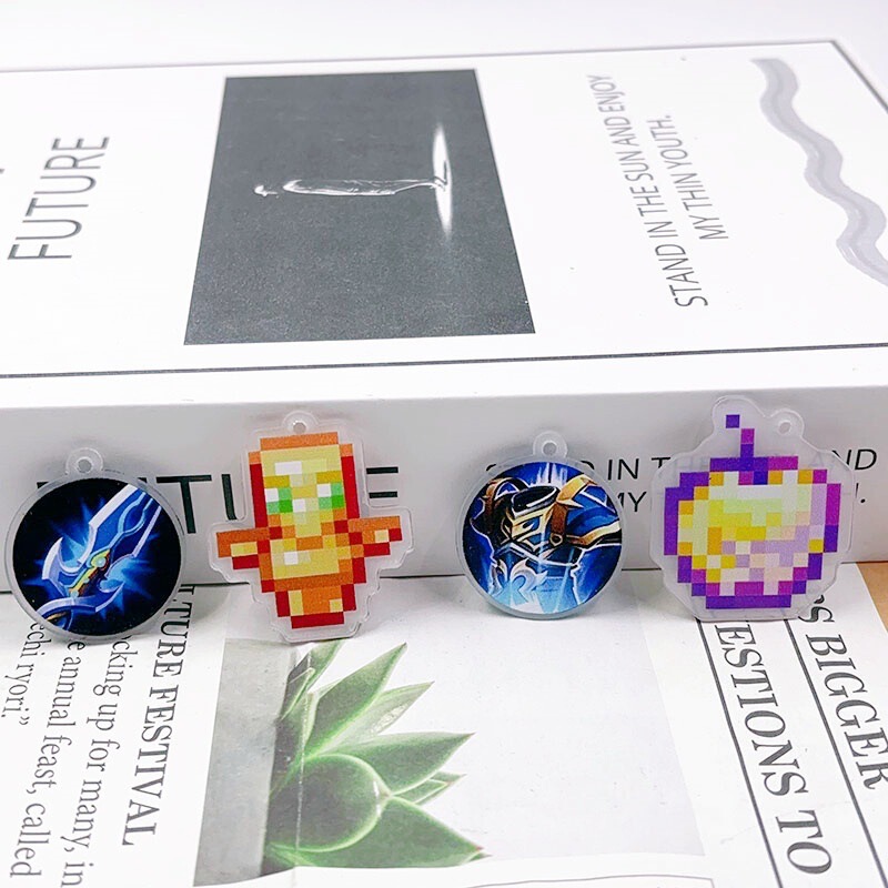 My World Undead Totem the glory of the king Surrounding Minecraft Keychain Student DIY Jewelry Accessories