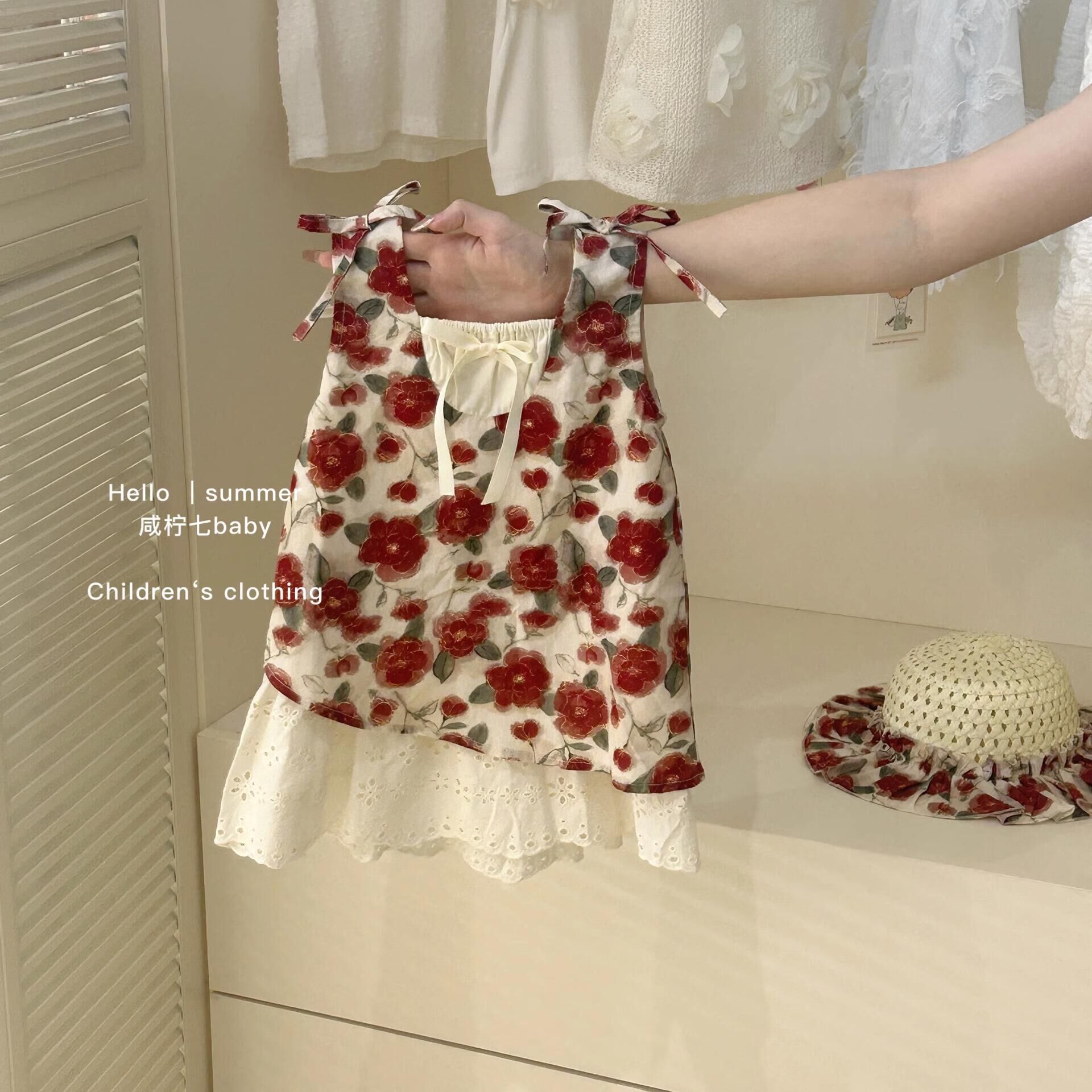 Falda de tirantes florales para siete niñas con limón salado 2025 verano nuevo estilo vestido de costura para niños falda dulce para bebés marea
