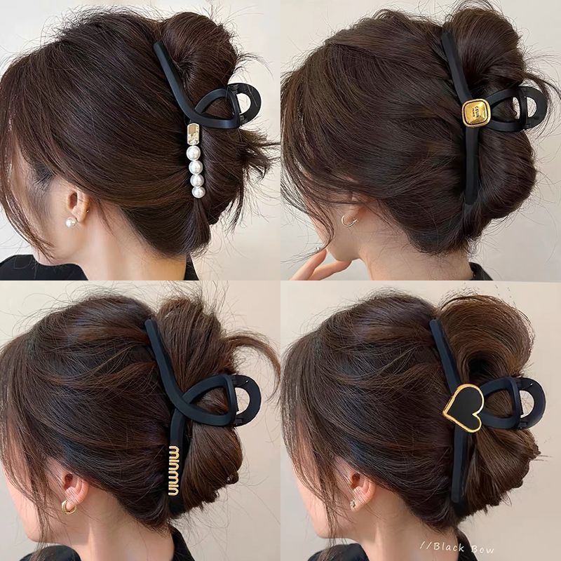 high-grade black frosted pearl grip back head updo shark clip large hair volume simple all-match hair accessories