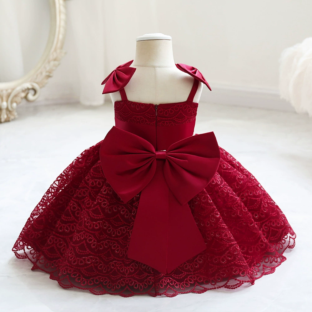 Children's small princess costume with bow, wedding dress, European style, lifting effect, Birthday gift