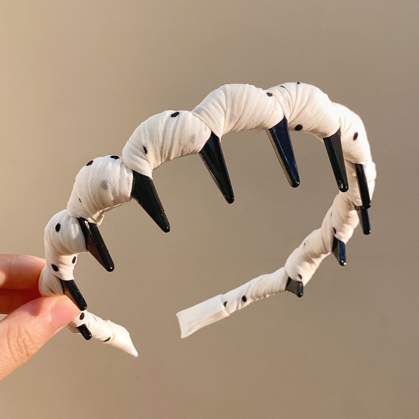 Diadema alta para mujer, nueva colección 2026, accesorio para el cabello estilo Chanel francés, elegante banda ancha para el cabello.
