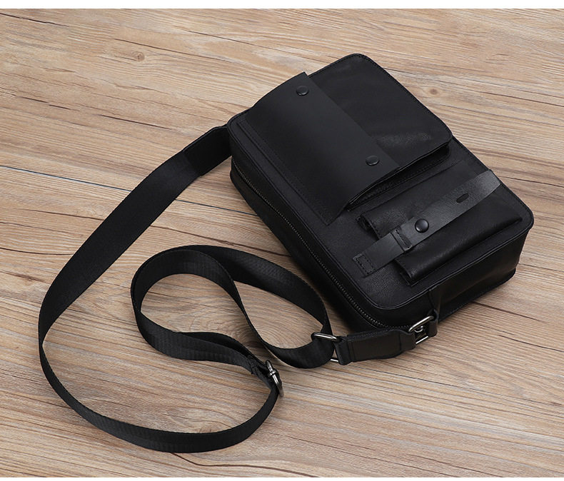 Túi đeo chéo nam da bò lớp đầu sức chứa lớn 27×9×18 cm — Màu đen chi tiết 4