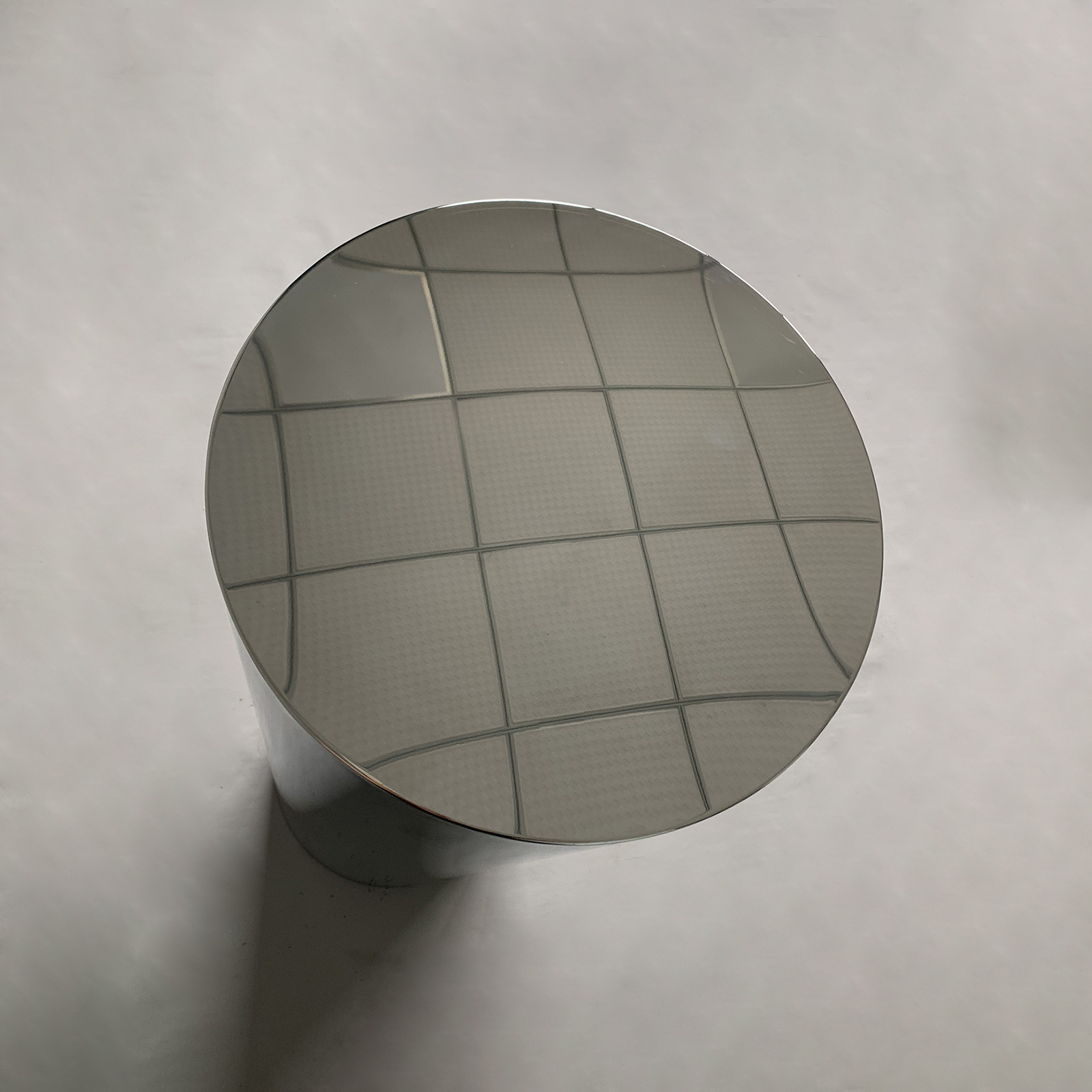 モダンライトラグジュアリークラウドコーナーテーブルイタリアのミニマリストモダンソファコンビネーションコーヒーテーブルシンプルなステンレス鋼のリビングルームサイドテーブル