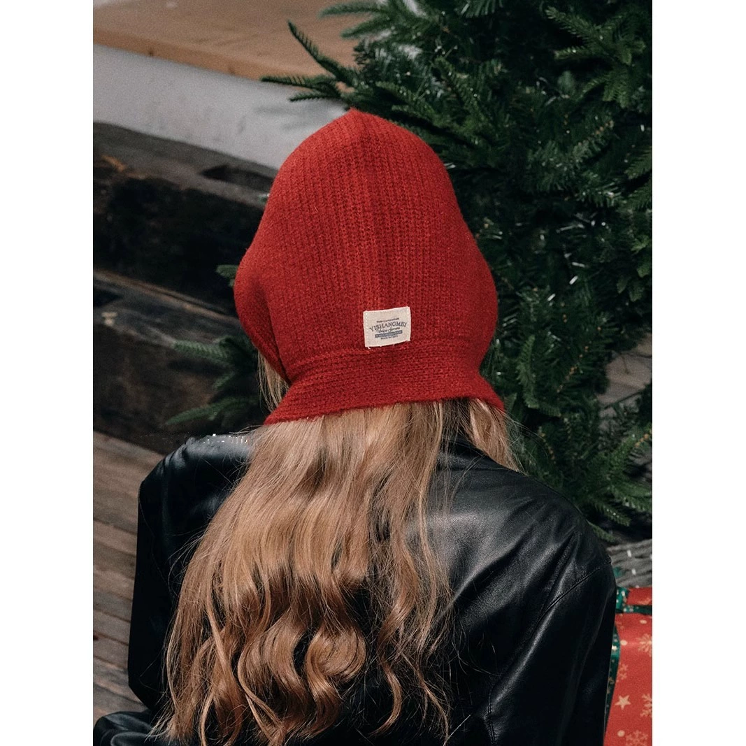 Рождественская новогодняя красная шапка