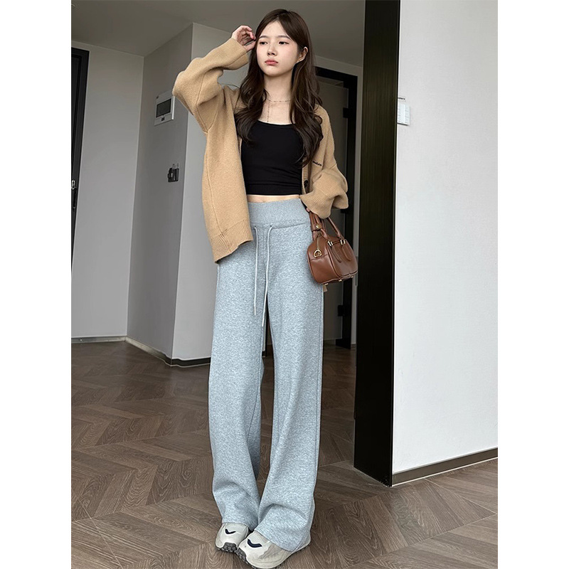 Pantalones de deporte negros de mujer pequeño otoño y invierno nuevo estilo de cintura alta sensación de caída pantalones casuales sueltos pantalones rectos de piernas anchas