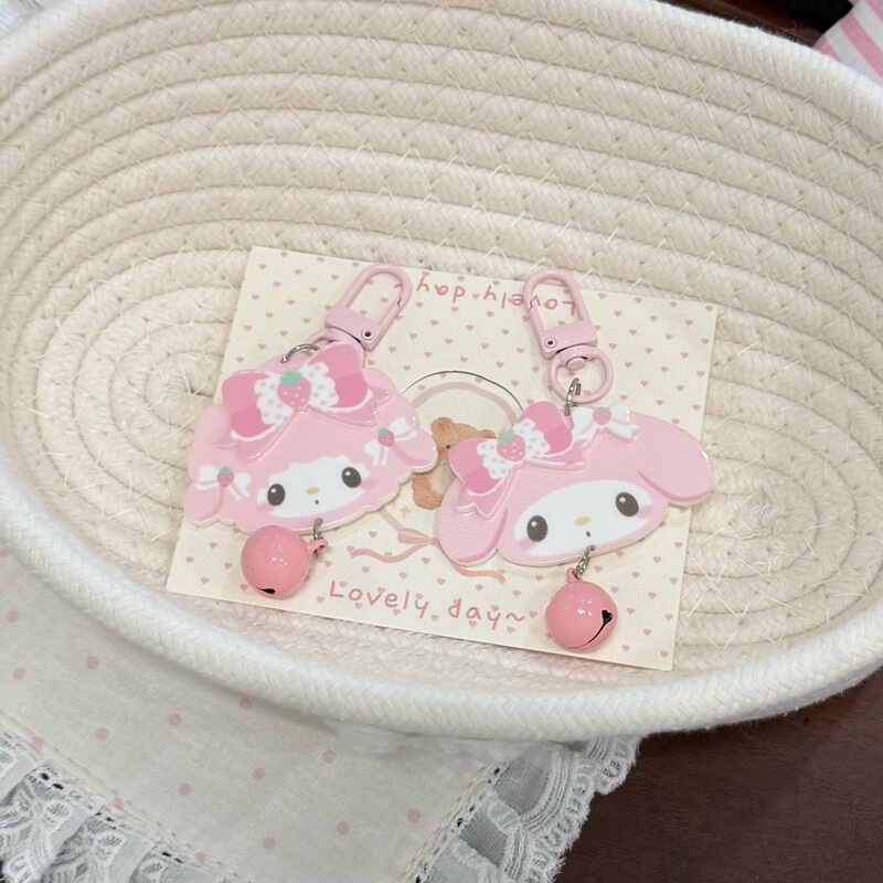 New cream-style strawberry little sheep My Melody bell keychain pendant, cute and adorable student bag accessory New cream-style strawberry little sheep My Melody bell keychain pendant, cute and adorable student bag accessory