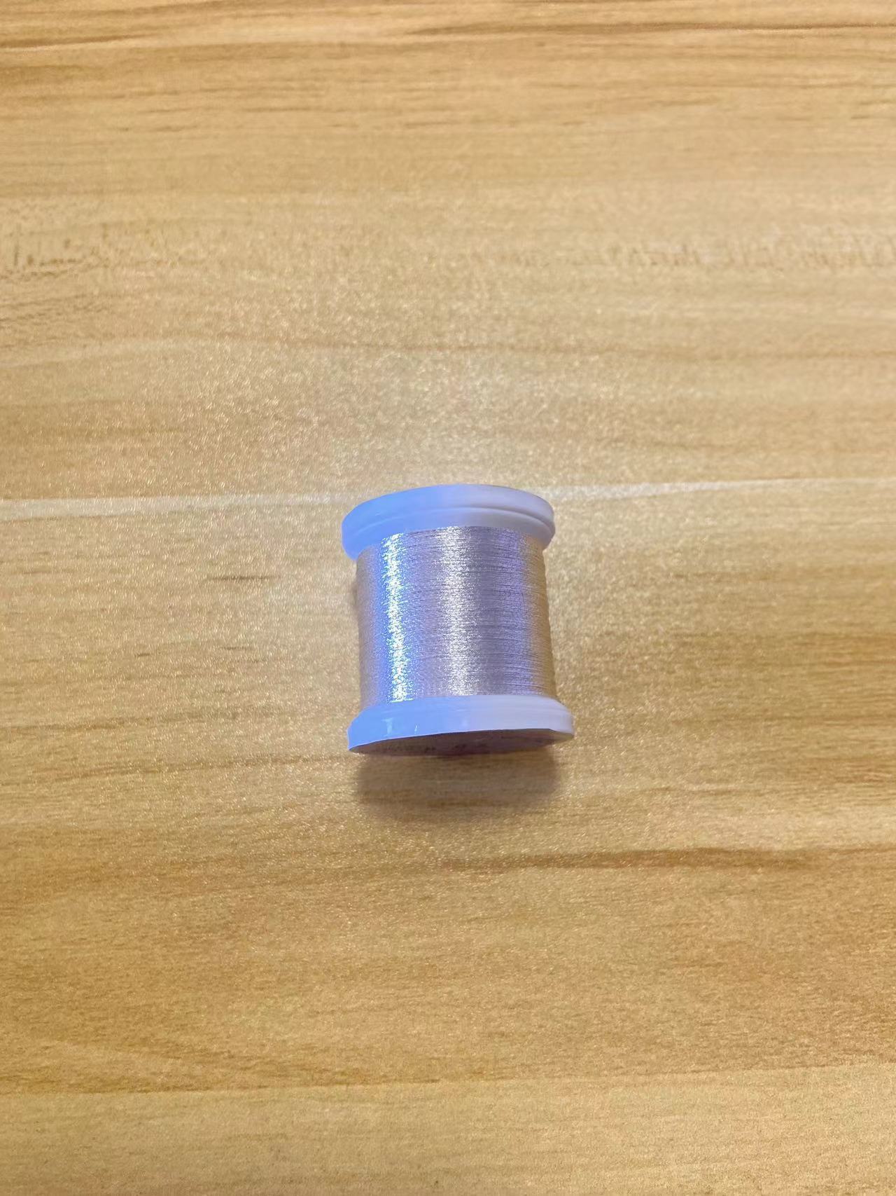 흰색과 은색 작은 롤(40야드) 802 #