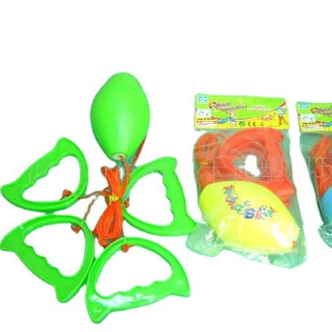 Plastic Rugby Hand Pull Rope Flying Ball Custom Color Printed LOGO Sports Hand Pull Ball