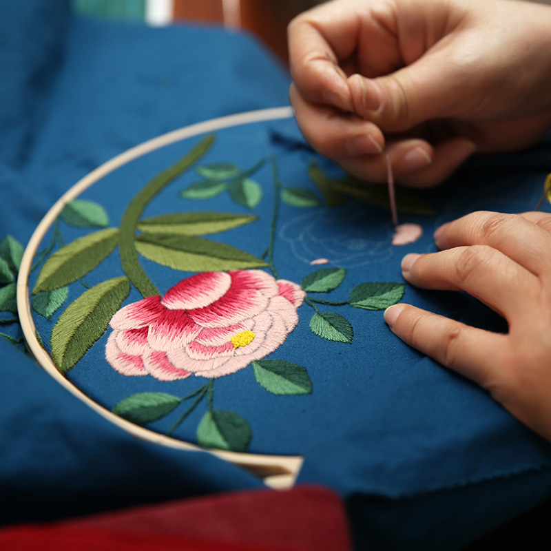 Principios de la primavera nuevo bordado tridimensional hecho a mano DIY material almohada edredón cinta bordado Oficina sofá cojín del coche