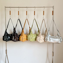 �羳ͨ��Ҹ��С������Ů2026�¿�������߼����p�݆μ�б������l