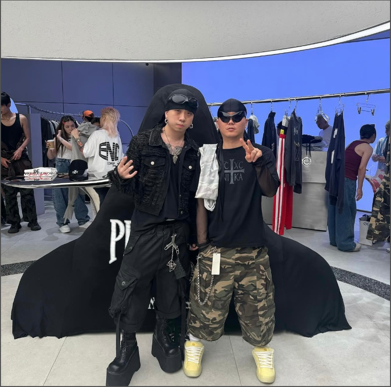Men's Camouflage Cargo Shorts Loose Fit Deconstructed Streetwear_voghion.com