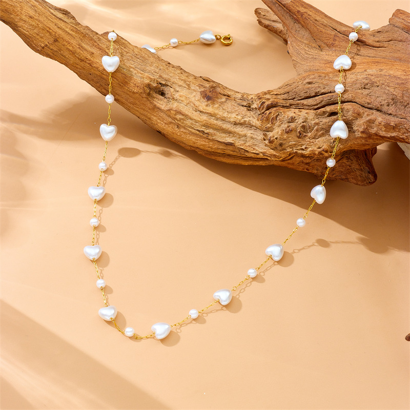 Estilo IG Elegante Forma De Corazón Acero Inoxidable 304 Perla De Imitación Mujeres Cadena De Clips Pulsera Collar display picture 2