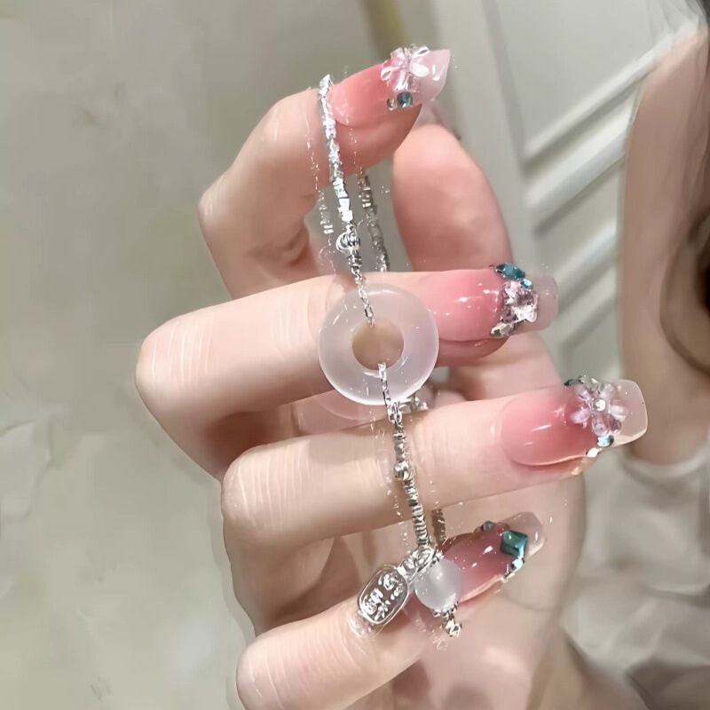 Xiaohongshu's Best-Selling Chalcedony Peace Charm Silver Bracelet for Women, Imitation Jade, Niche Design, Gift for Best Friend Xiaohongshu's Best-Selling Chalcedony Peace Charm Silver Bracelet for Women, Imitation Jade, Niche Design, Gift for Best Friend