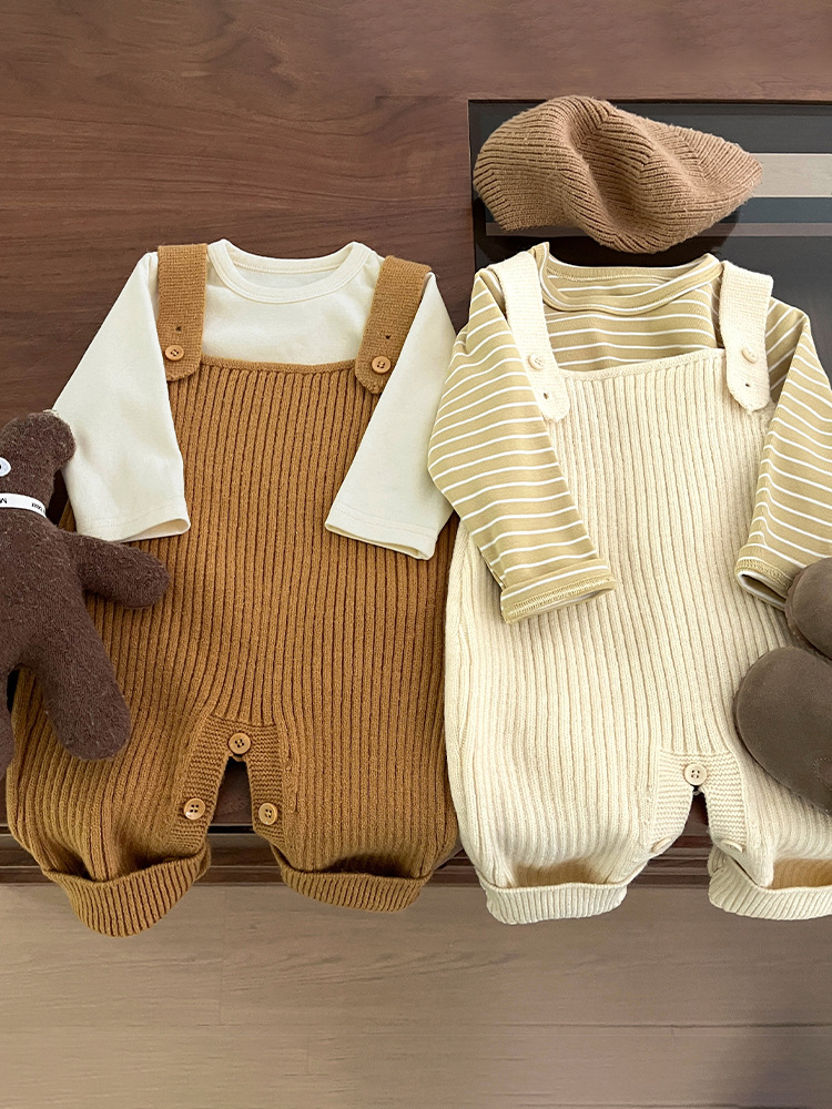 赤ちゃんの春と秋の服の新型男の子のメリヤスのズボン