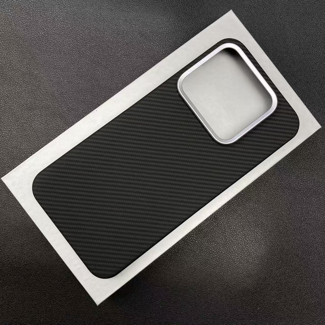 [in Stock] Suitable for Realme Gt8Pro Kevlar Phone Case, Aramid Lightweight Magnetic Wireless Charging Protective Cover