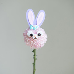 New cartoon chrysanthemum bouquet material kit set smiling DIY bouquet fresh flowers purple rabbit and pink belle