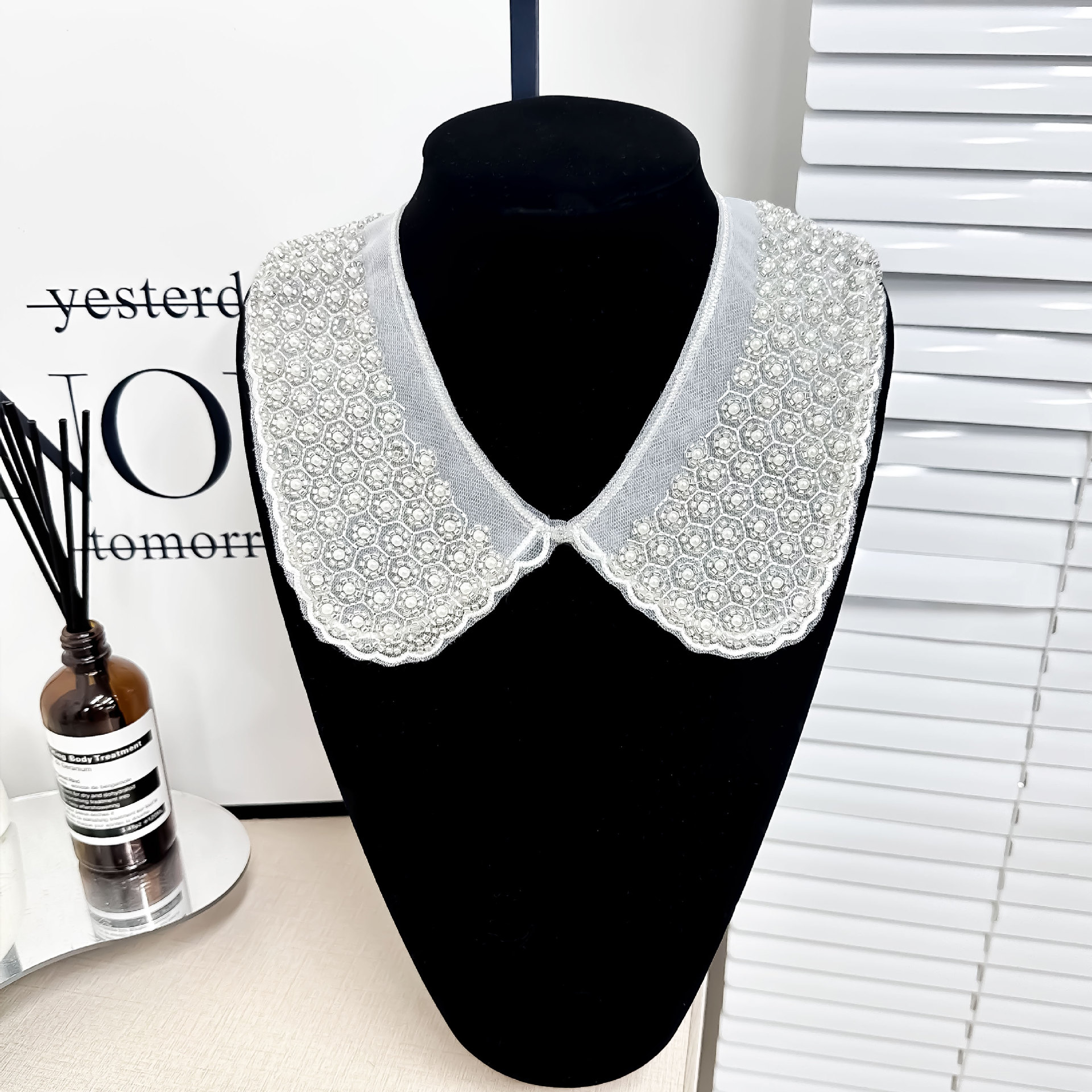 Collar de encaje blanco bordado collar de perlas punteado camisa de estilo de mujer vestido con collar de encaje decorado image 5