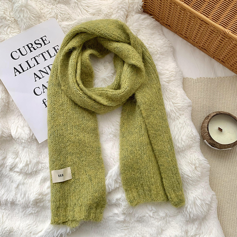 Bufandas de invierno femeninas de alta calidad 2025 nuevo color sólido calentamiento imitación de cachemira collar bufandas de punto al por mayor