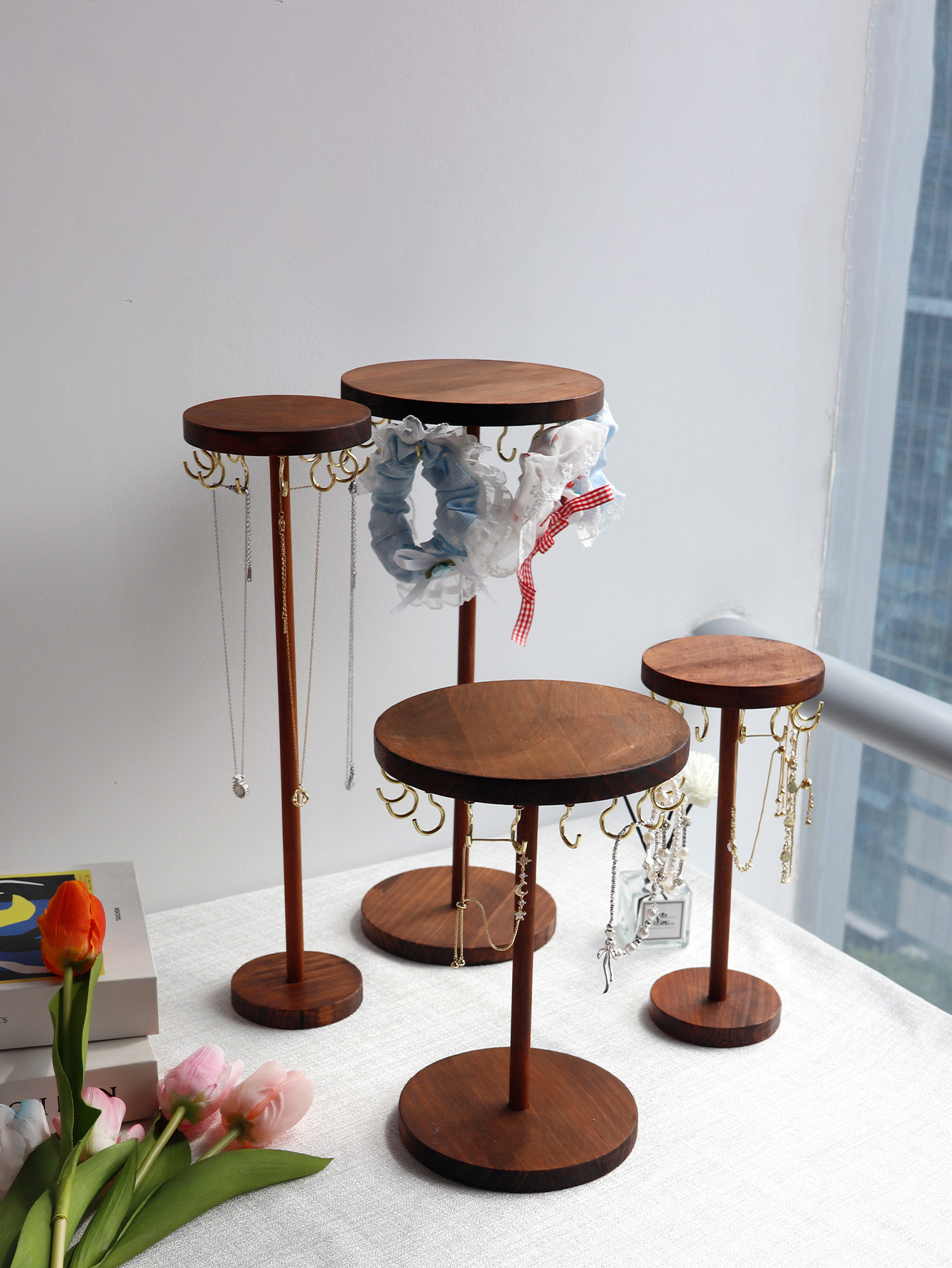 �����ֻ�����ҹ�����չʾ��ë������Ʒ��������̯�������μ�ʵľ