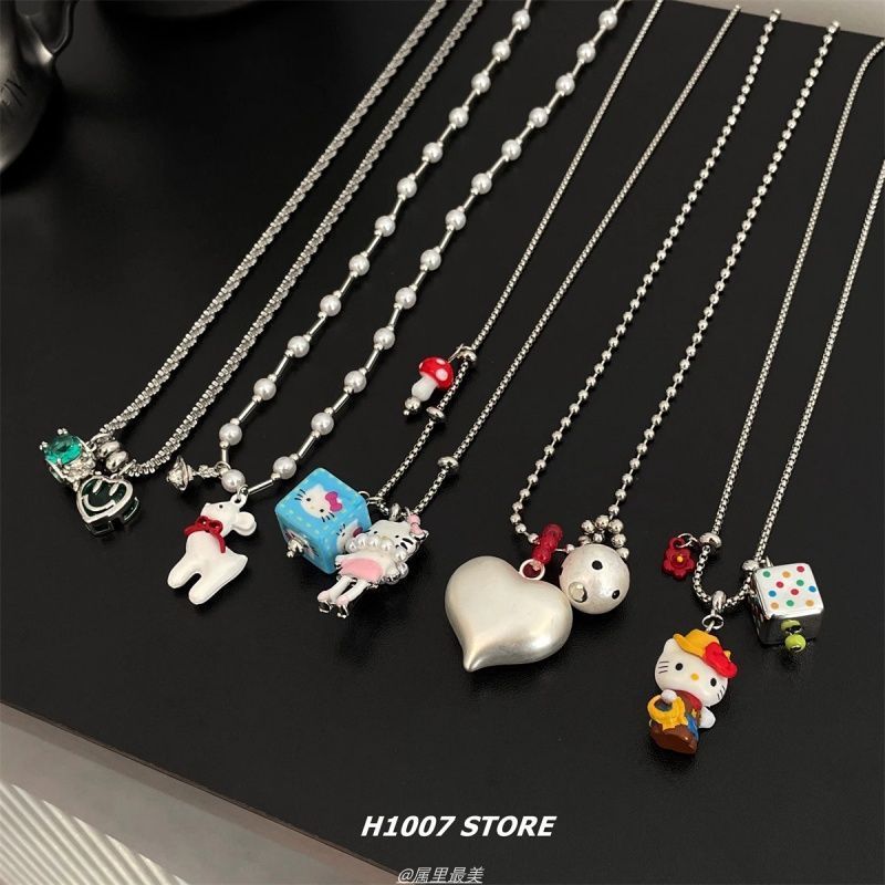新しいカラフルなスクエア KT 猫ラブロングネックレス女性のニッチデザインかわいい甘いセーターチェーンメンズアクセサリー|undefined