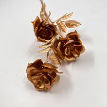 年宵花金色塑料花3头玫瑰仿真花客厅摆件婚庆装饰喜庆仿花材婚礼