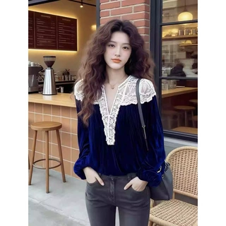 巨好看蓝色蕾丝拼接衬衫女2026新款设计感高端法式小资丝绒上衣潮