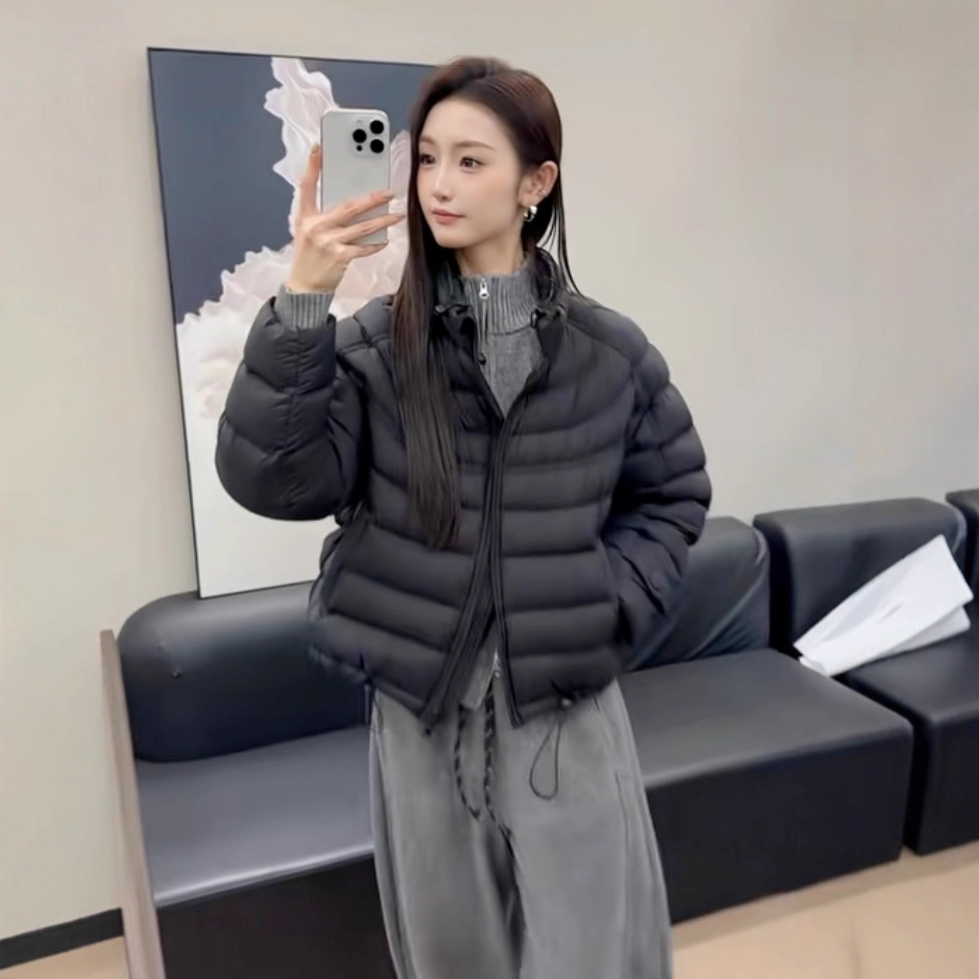 퍼프 라비어 다운 재킷 여성용 짧은 2025 겨울 새로운 한국 스타일 루즈한 작은 흰색 오리 다운 경량 재킷