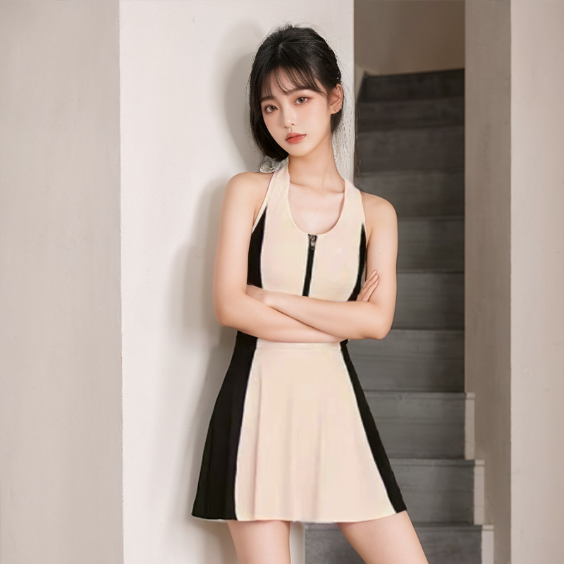 Nuevo traje de baño para mujer, falda deportiva de una pieza, cubierta conservadora, delgada, traje de baño con cuello colgante estilo ins coreano