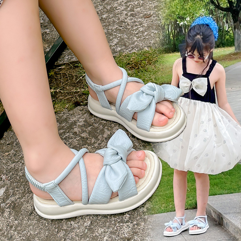 Niñas sandalias de arco suave 2026 verano nuevo niño zapatos princesa de dedos desnudos moda zapatos de playa versátiles image 3