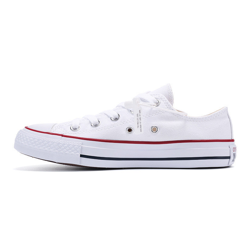 White low top, it is recommended to take one size smaller