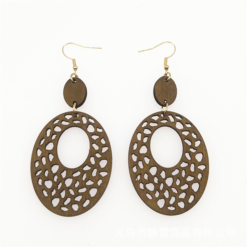 European-american Amazon cross-border Bohemian retro earrings Mesh cut wood pieces geometric oval earrings