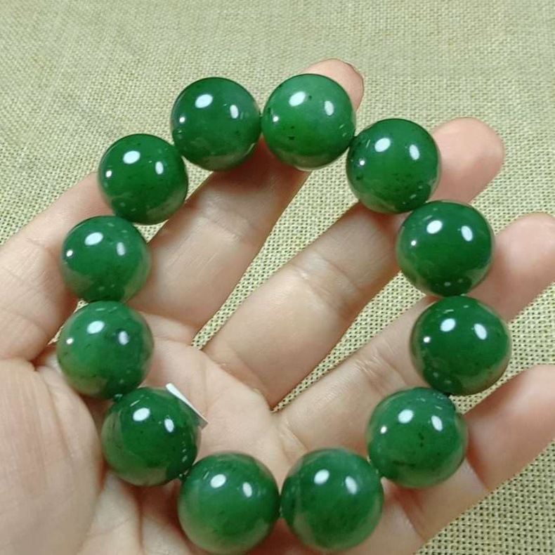 Vòng tay ngọc bích Tân Cương hạt tròn tự nhiên chi tiết 4