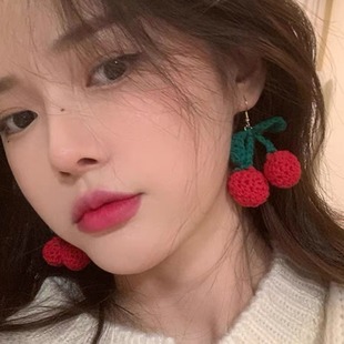 Feng Moti same cherry earrings handmade knitted cherry hook earrings all-matching INS high-grade simple earrings