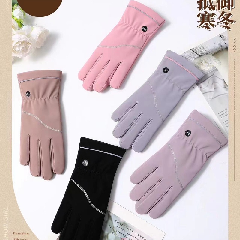 22f4c3f2f573d9c2423fa37718a015