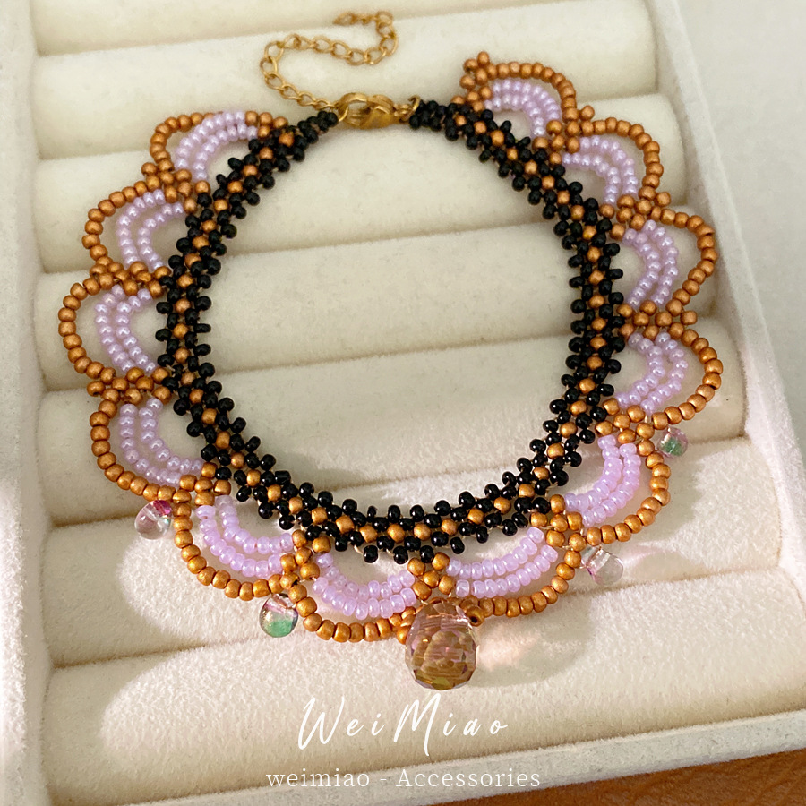 Pulseras de encaje de cuentas de vidrio retro francesa lujo ligero nicho pulseras de alta sensación temperamento de moda joyas al por mayor