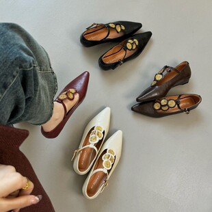 2026����Ʒ��Ƥ���^�߸�Ь��ȹ�Ӷ��ֿێ��@��ͨ�ڽ�ɫ�ָ���ЬŮ