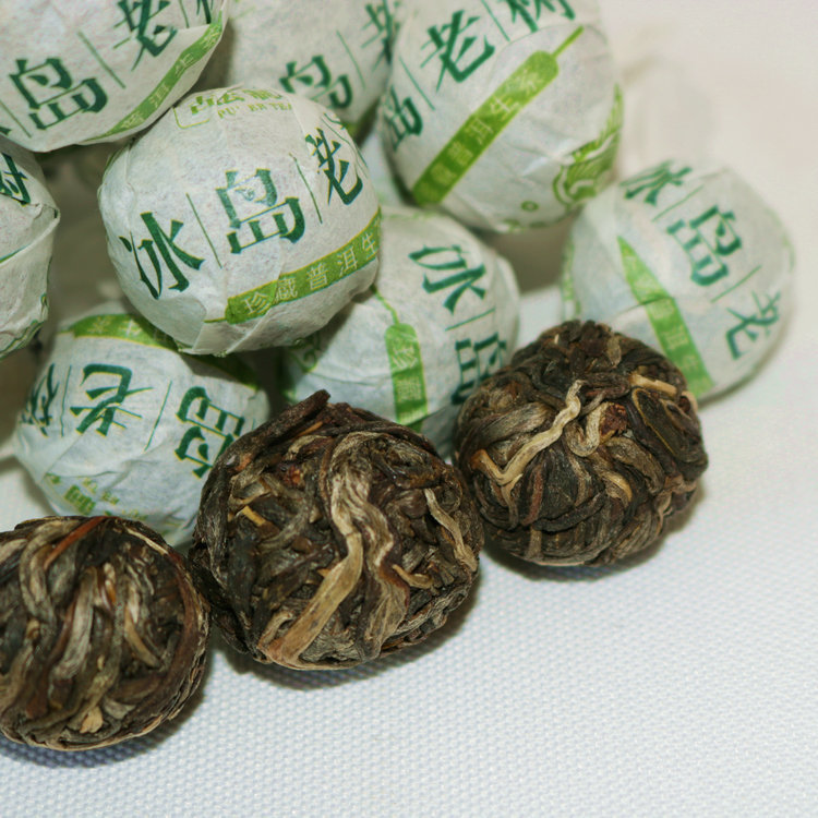 Iceland Old Tree Dragon Ball 75AH