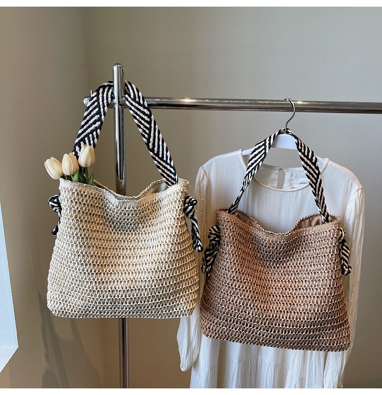 Summer large-capacity straw woven bag for women, 2025 new style seaside and beach vacation single-shoulder bag, commuter tote bucket bag undefined